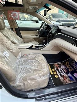 تۆیۆتا کامری